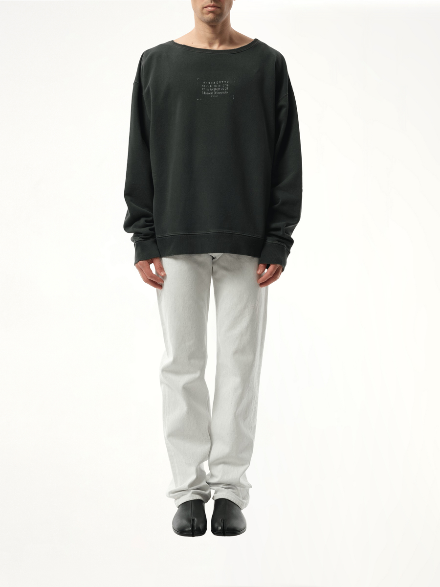 Small Number Logo Sweatshirt in Washed Black