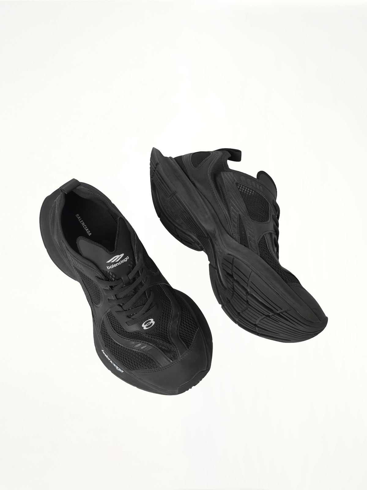Circuit Sneaker in Black Top View | BALENCIAGA