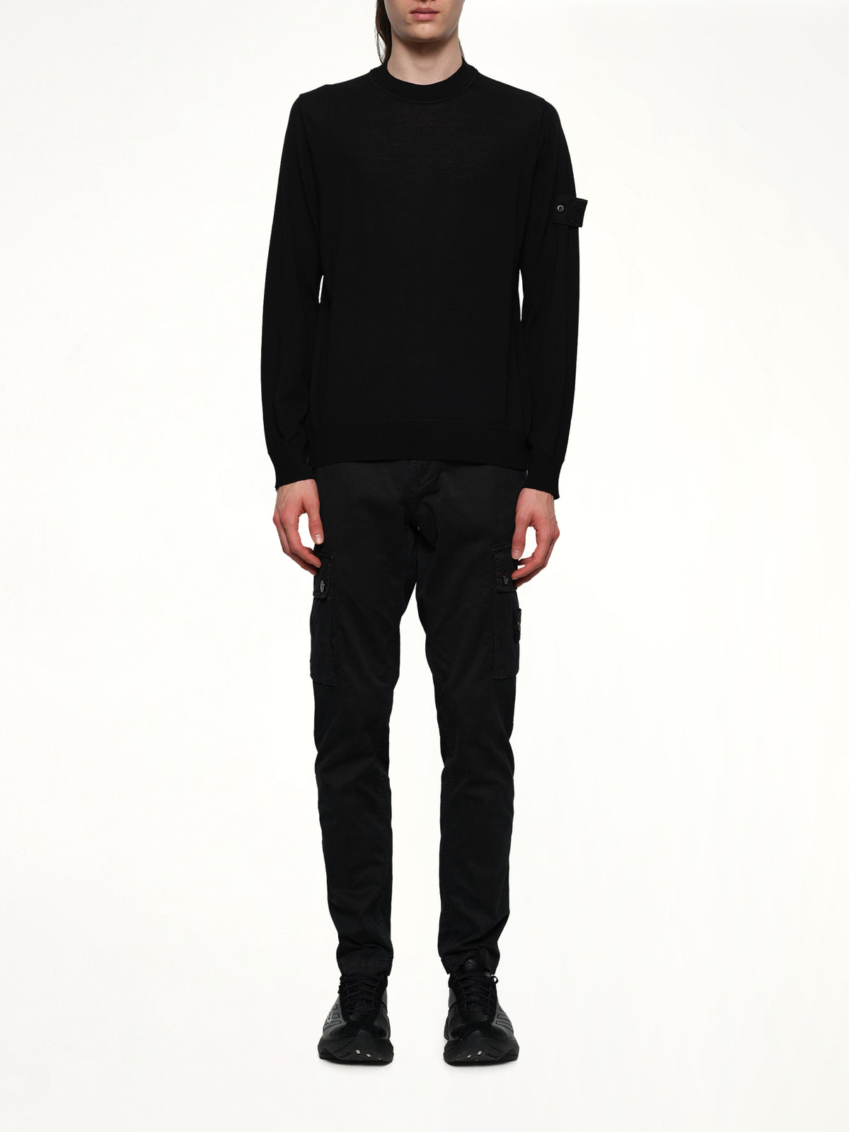 510007 Wool Crew Neck Sweater in Black