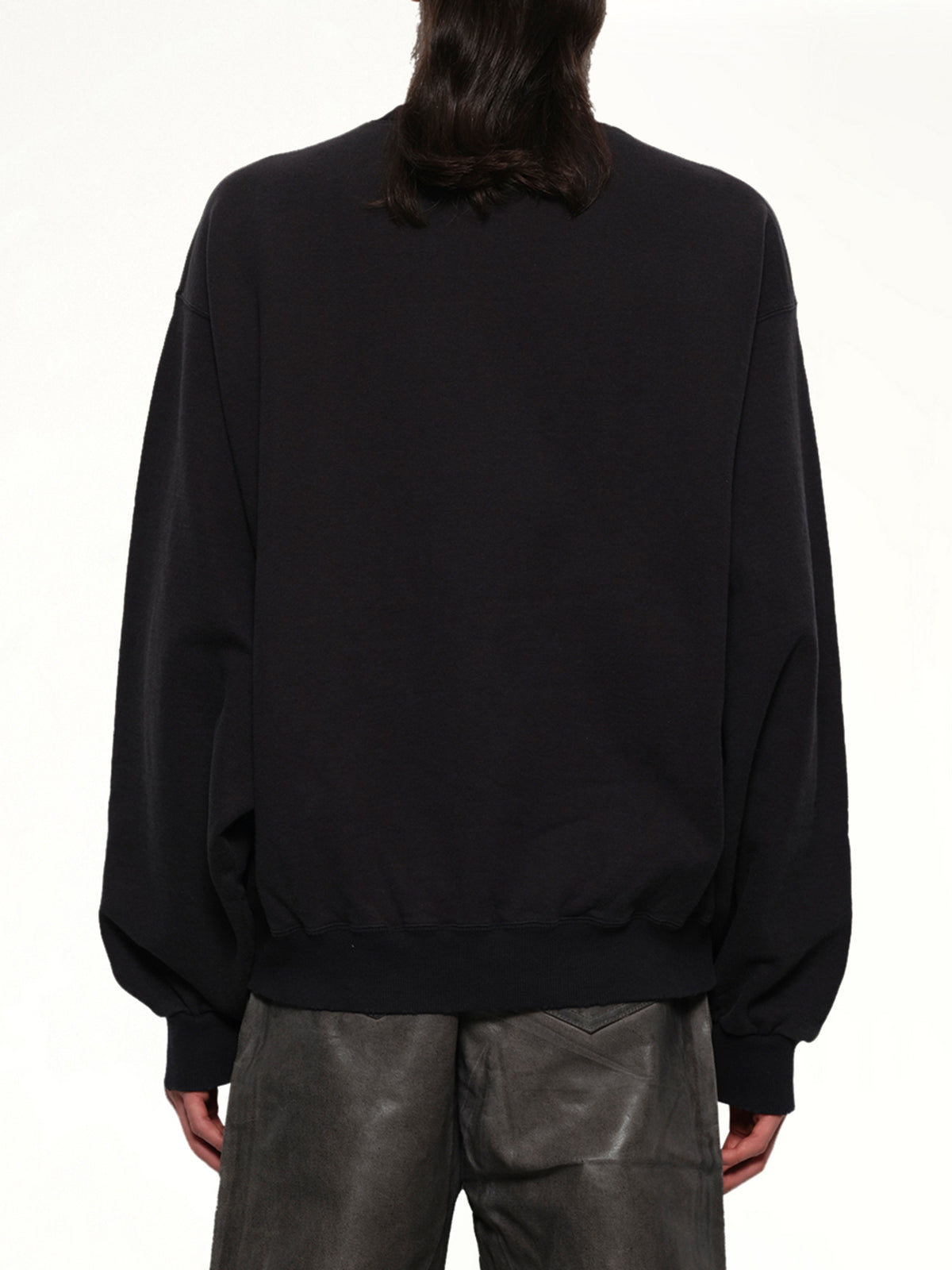 Villain Cover Print Sweat Shirt in Black