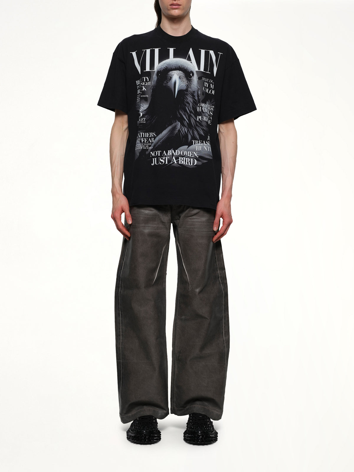 Villain Cover Print T-Shirt in Black