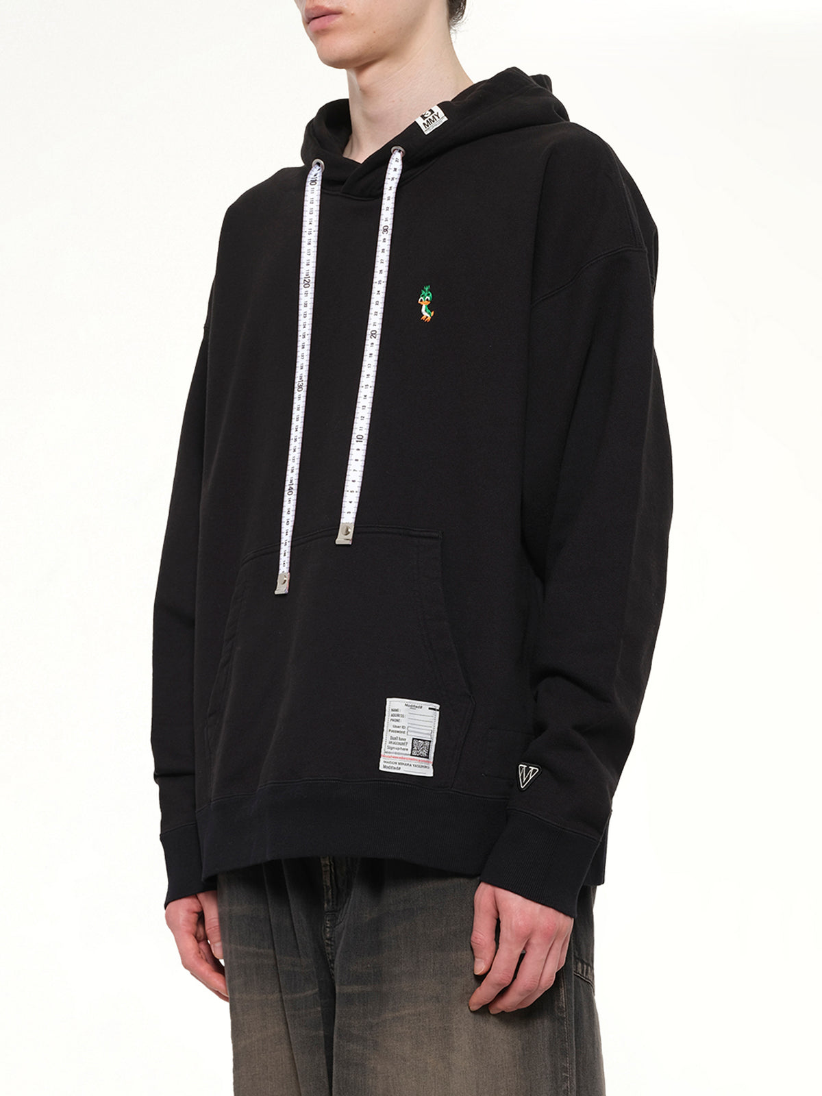 Leon Embroidery Hoodie in Black