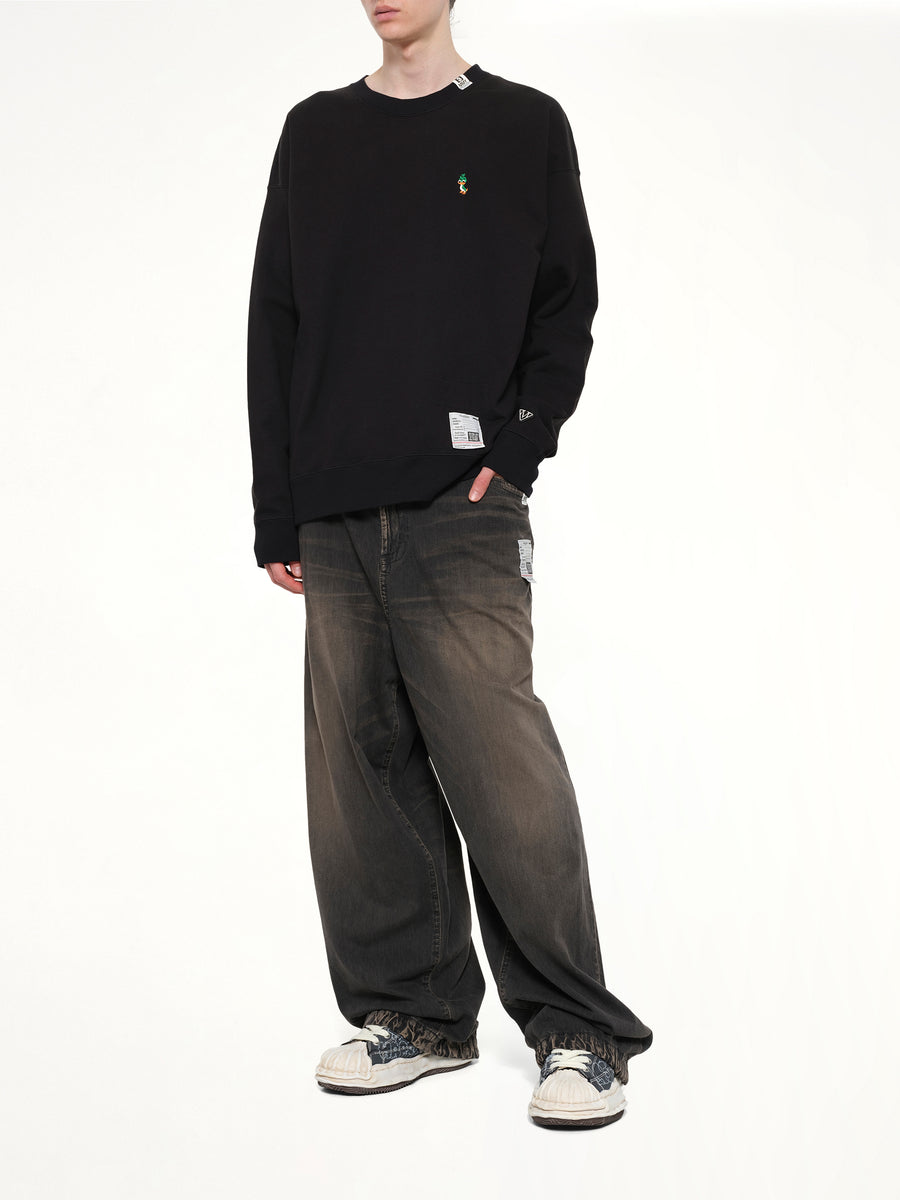 Leon Embroidery Pullover in Black