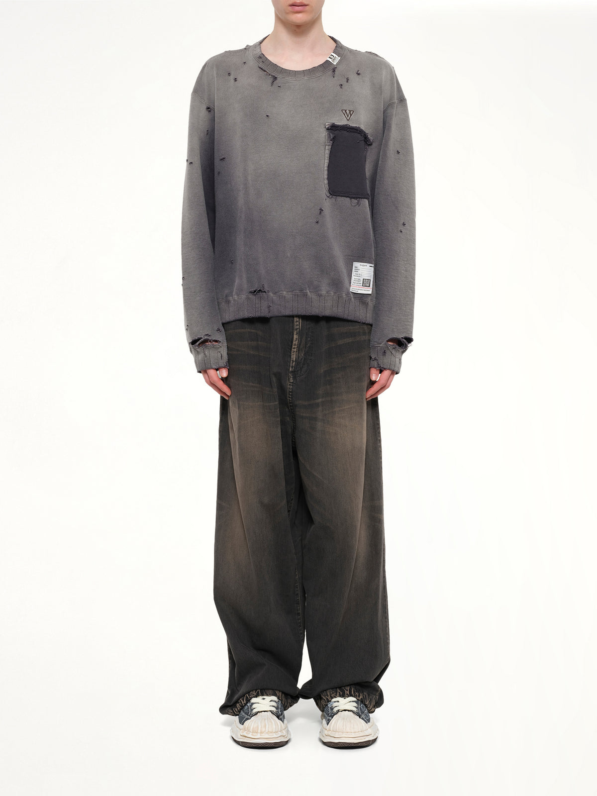 Sun Faded Pullover in Black