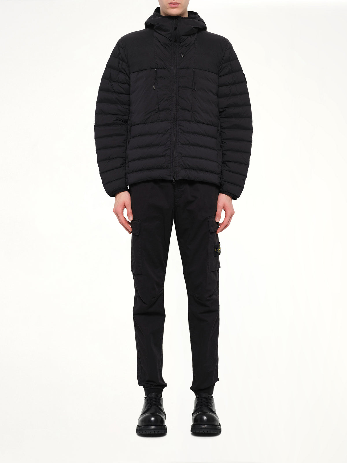 4100107 Seamless Tunnel Nylon Down Jacket in Black