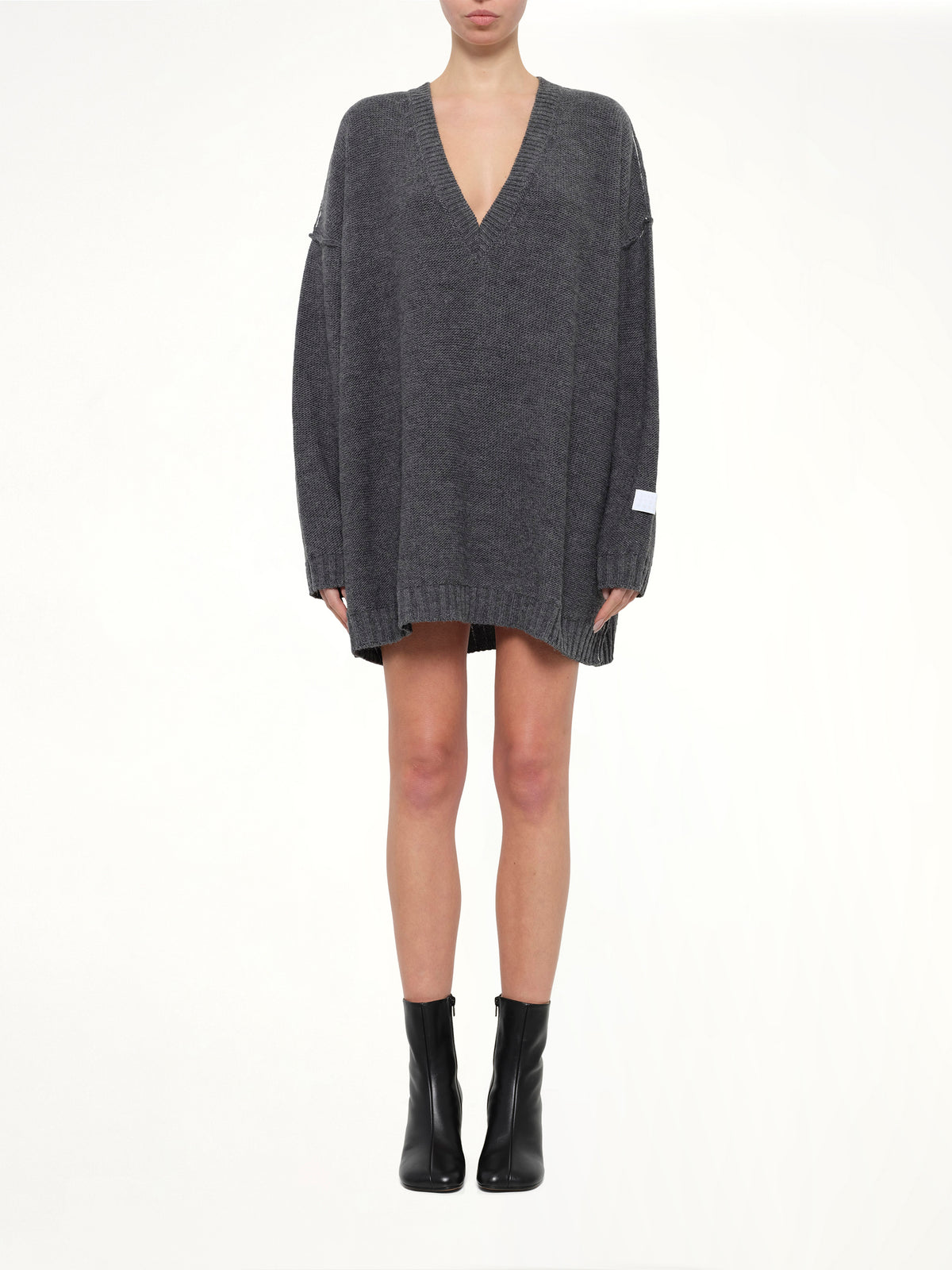 V-Neck Sweater in Grey Melange
