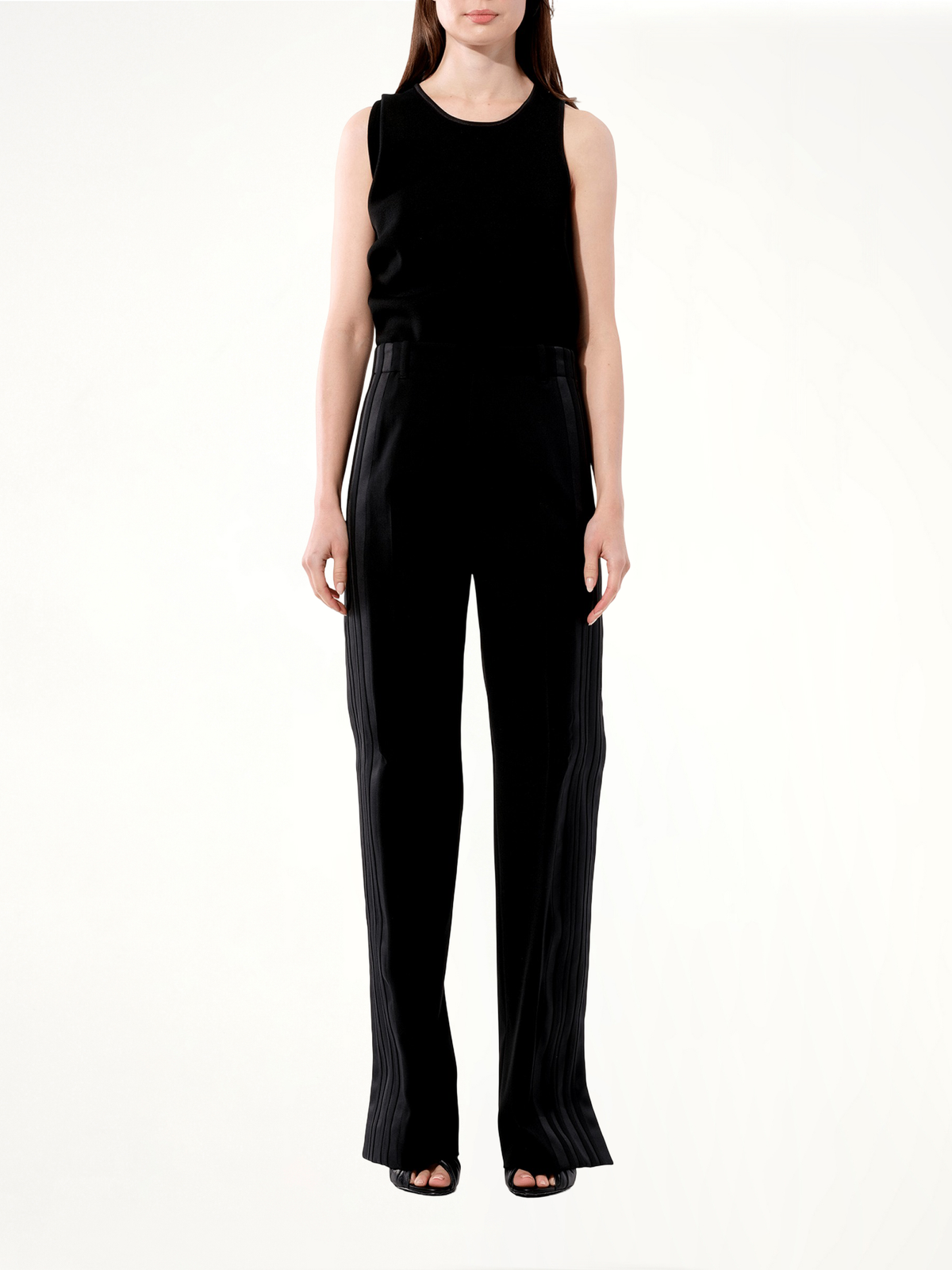 Classic Jogging Pants in Black