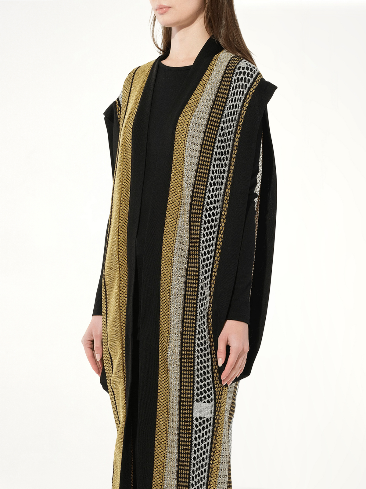 Sleeveless Cardigan Knit in Black