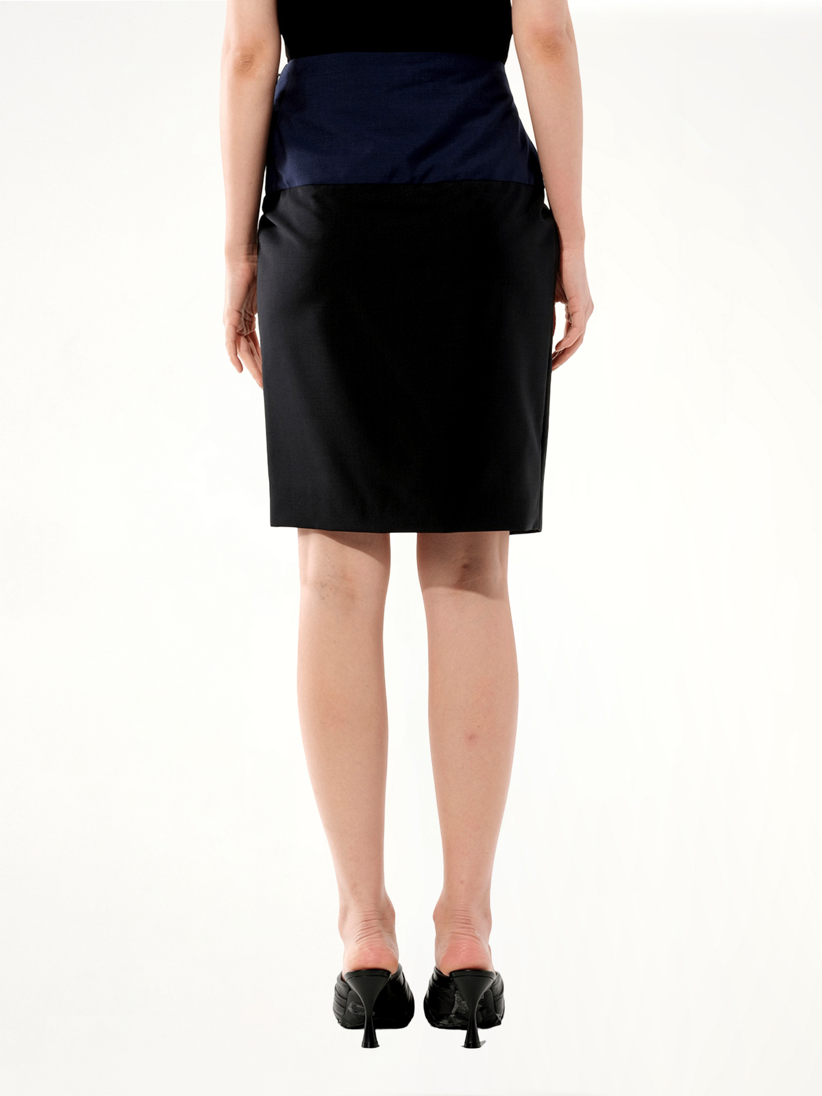 Skirt in Black