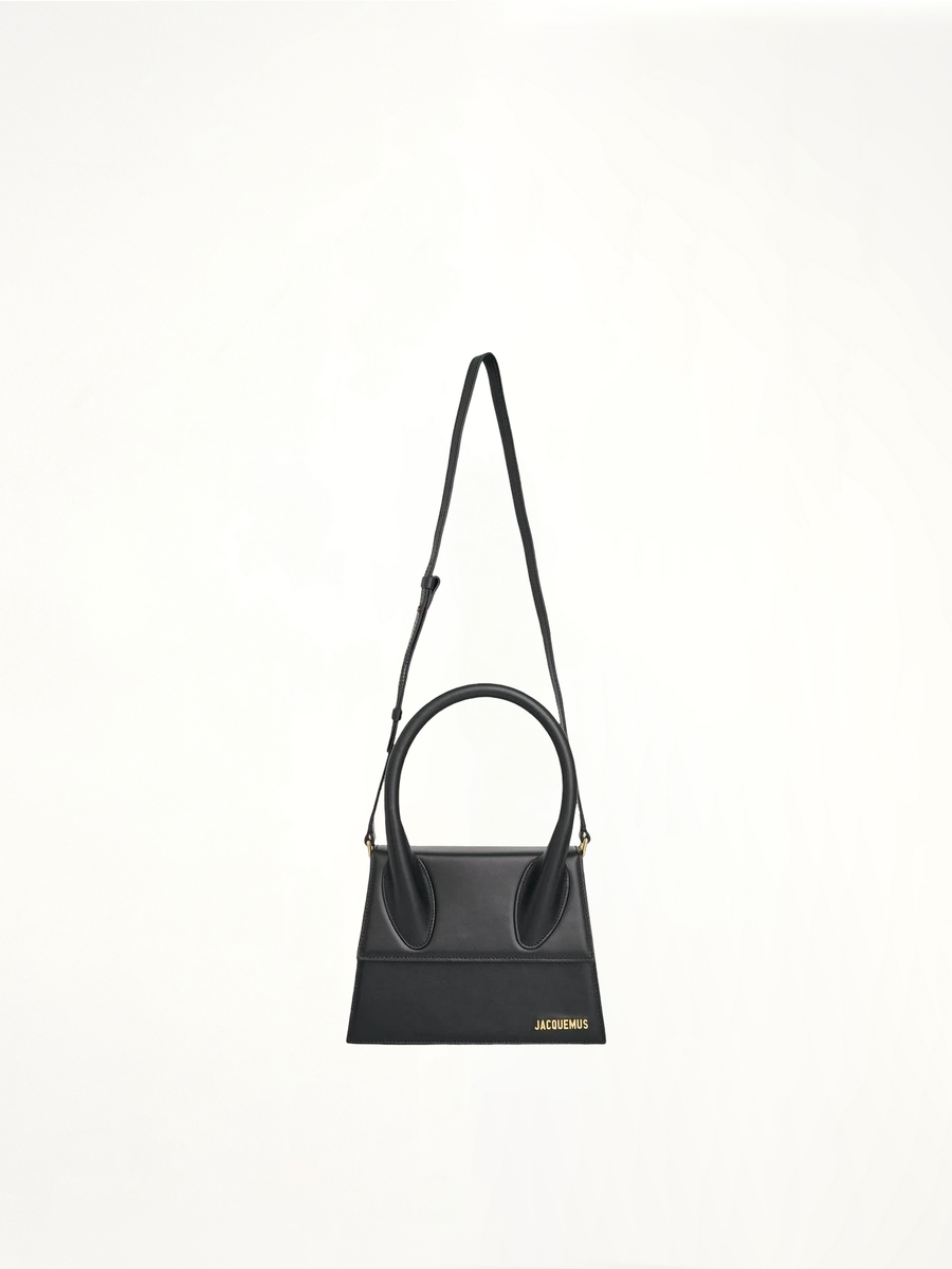 Le Grand Chiquito Leather Bag in Black