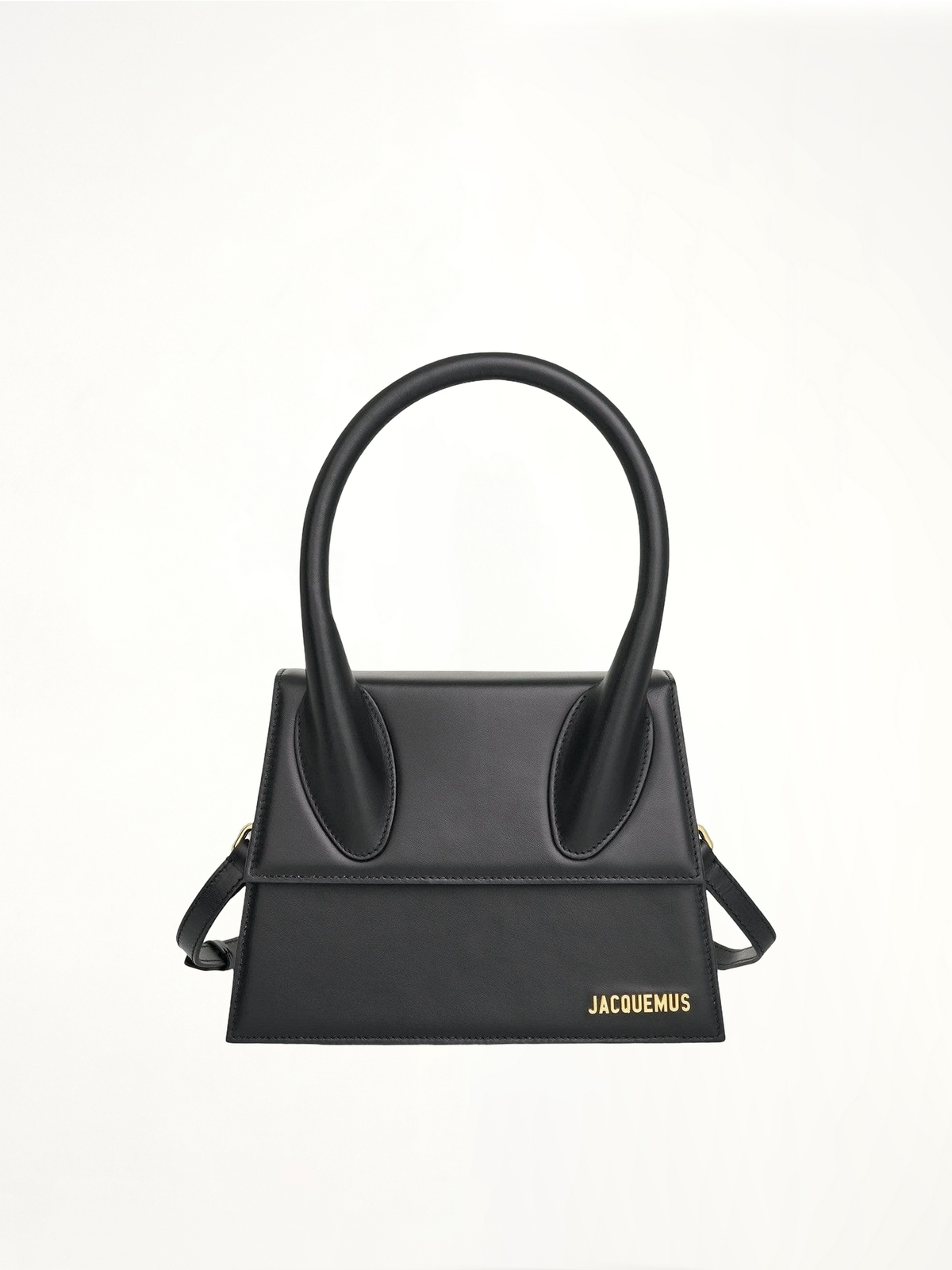 Le Grand Chiquito Leather Bag in Black