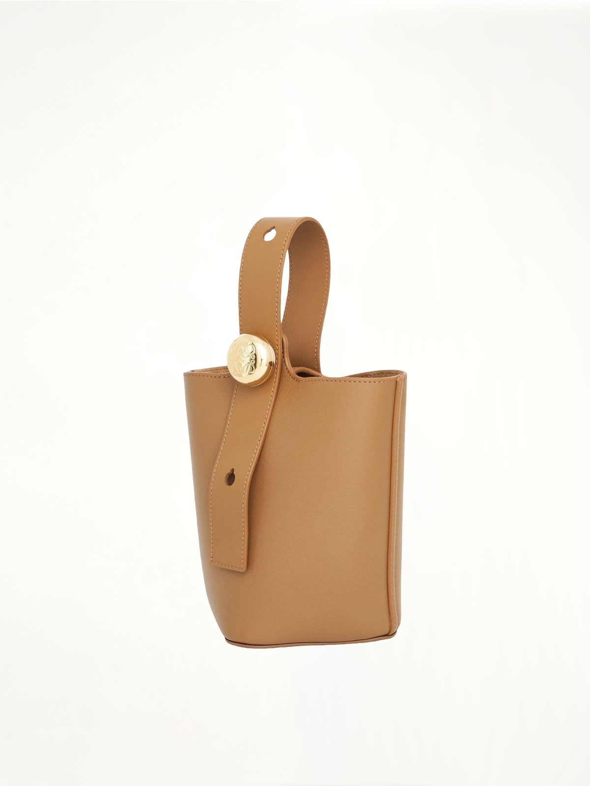 Mini Pebble Bucket Bag in Oak