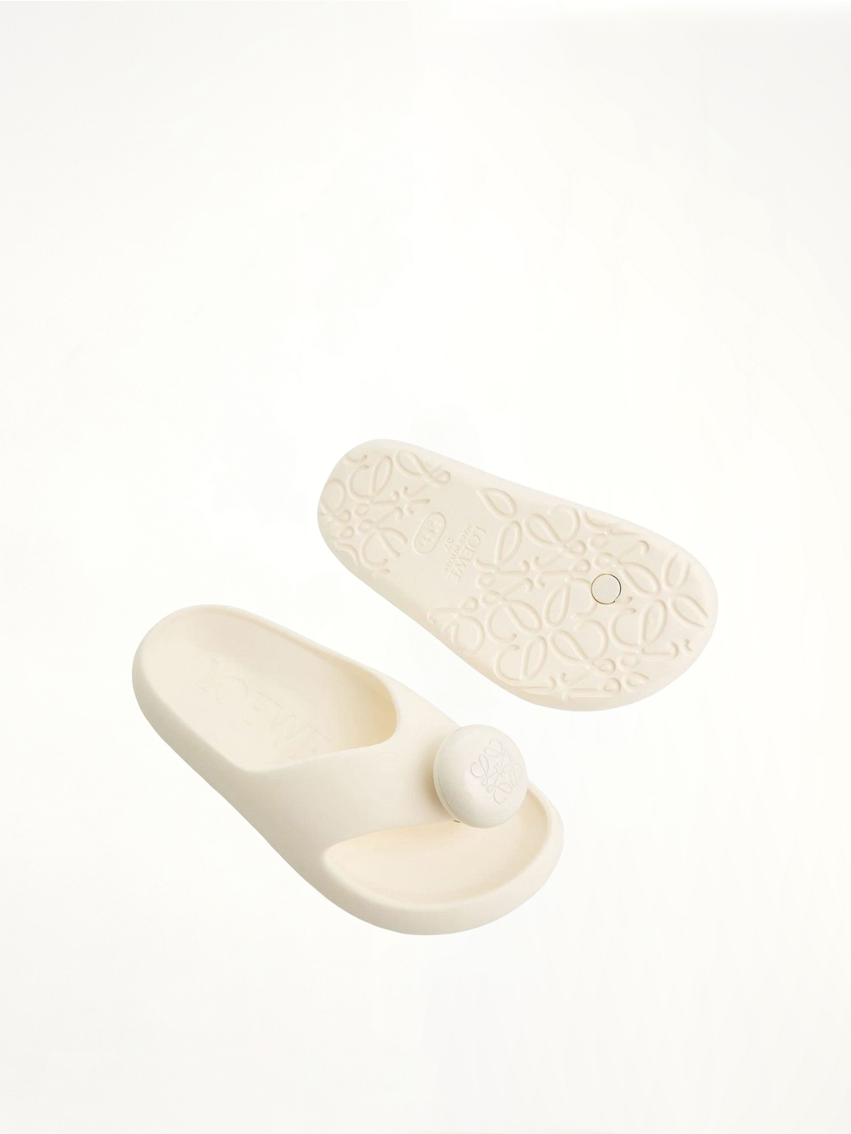 Foam Thong Slide in White Top View | LOEWE