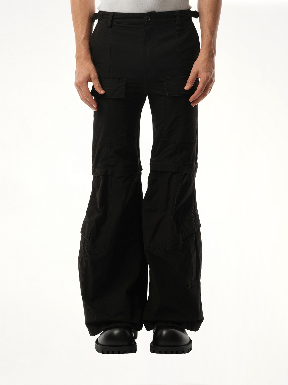 Flared Cargo Pants in Black