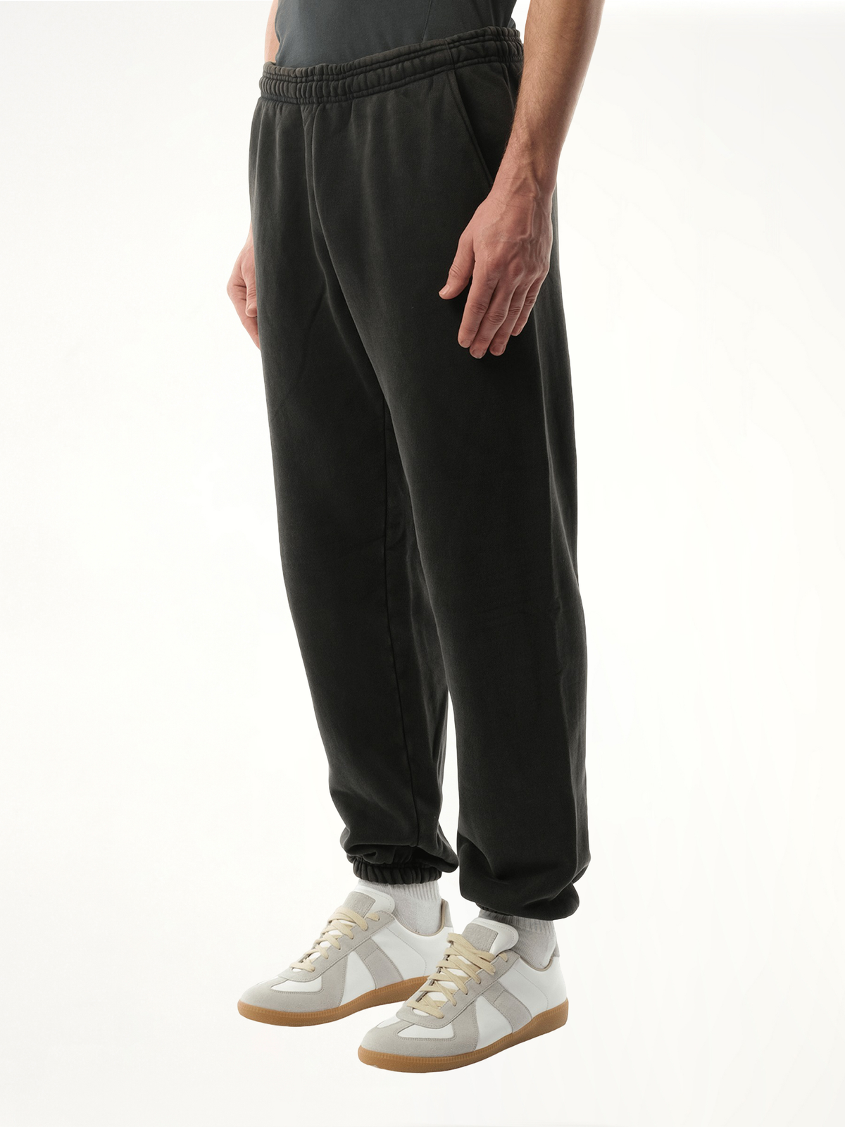 Heavy Sweatpants in Washed Black