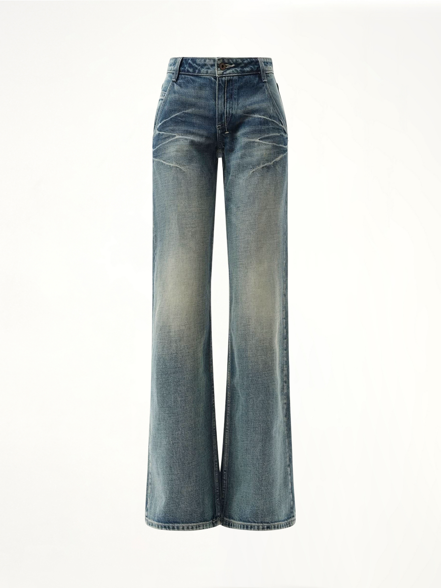888 Low-Rise Oversized Jeans in Light Blue