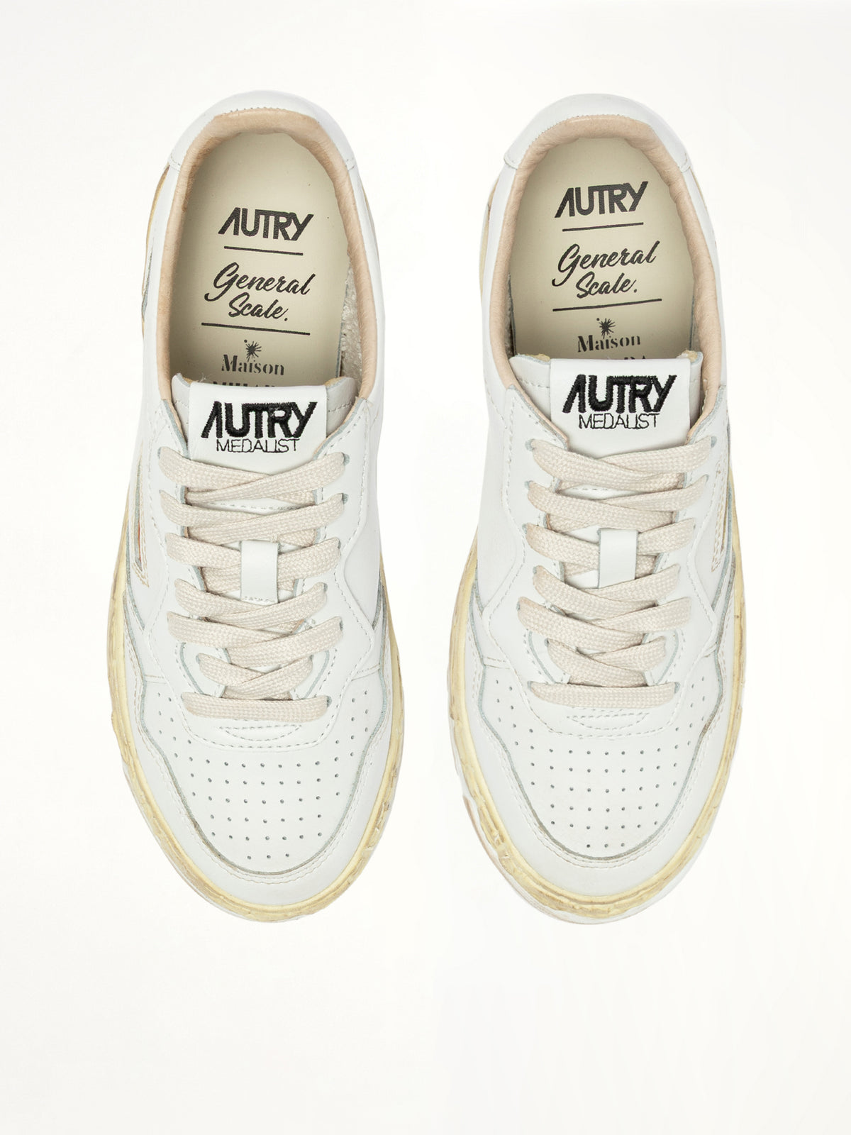 MMY Super Vintage Low Sneaker in White | AUTRY