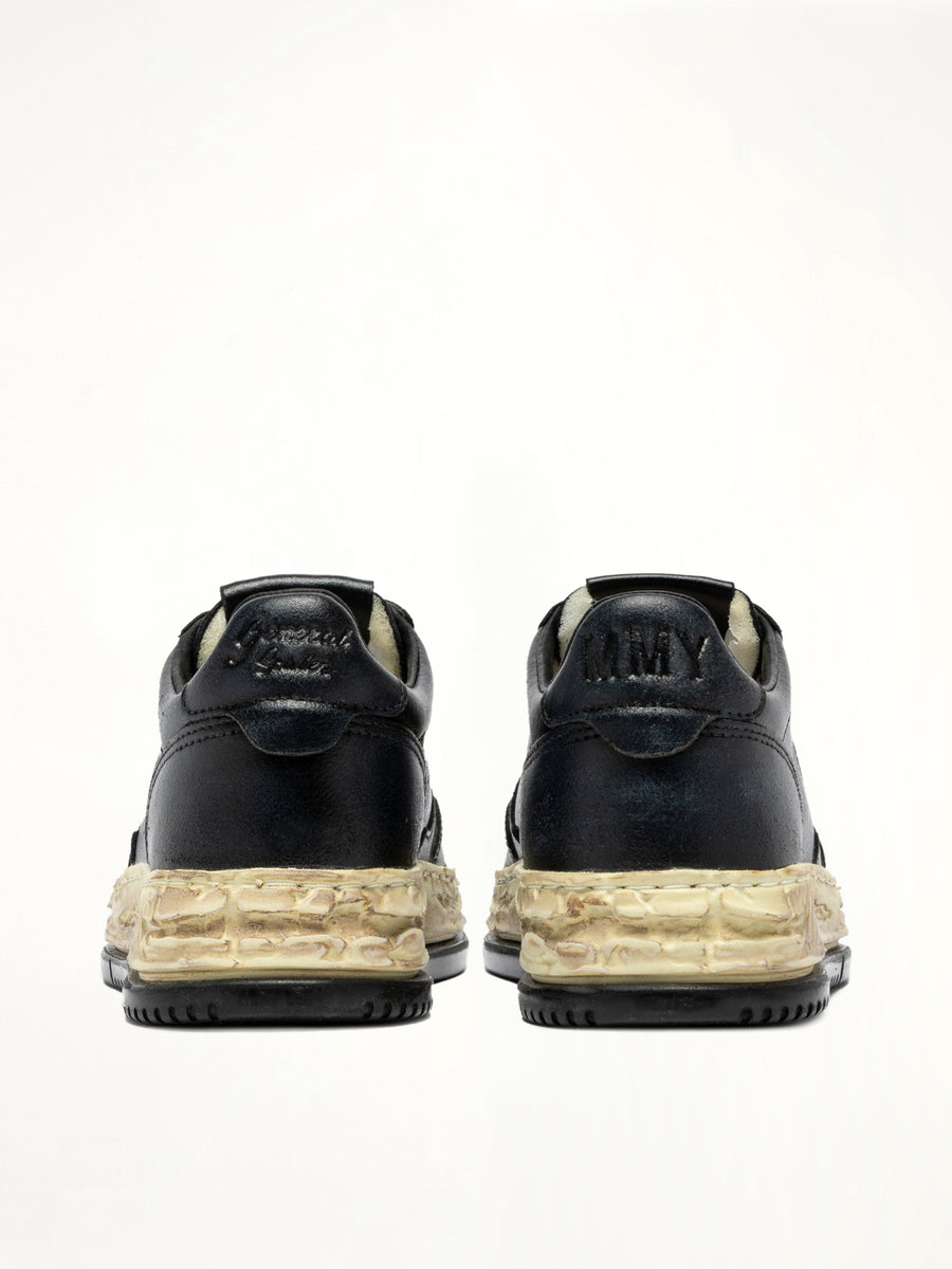 MMY Super Vintage Low Sneaker in Black | AUTRY