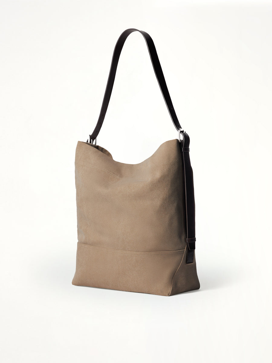 Belted Tote Bag in Sisal