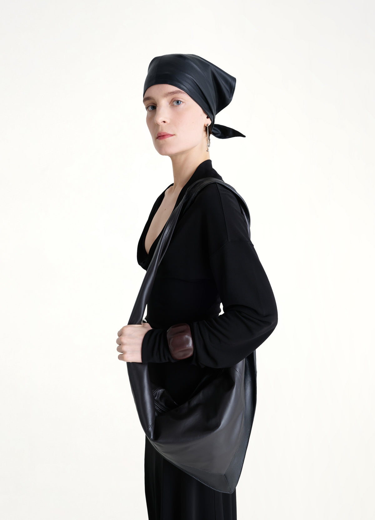 Scarf Small Soft Nappa Leather Bag in Black/Dark Chocolate