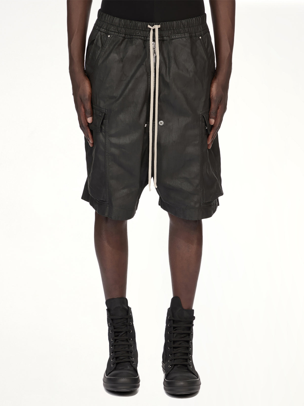 Denim Cargobela Shorts in Black