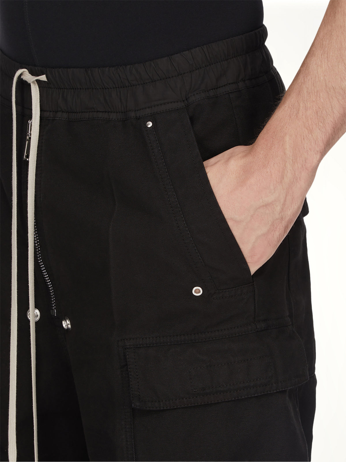 Double Cargo Jumbo Belas in Black