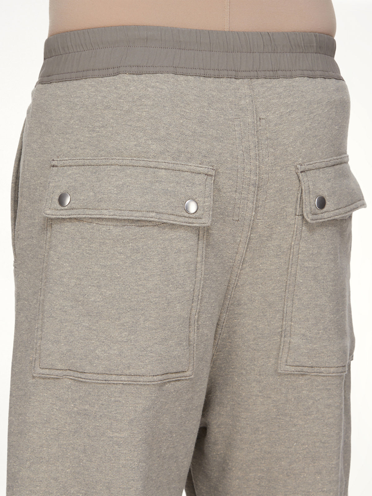 Geth Belas in Melange Grey