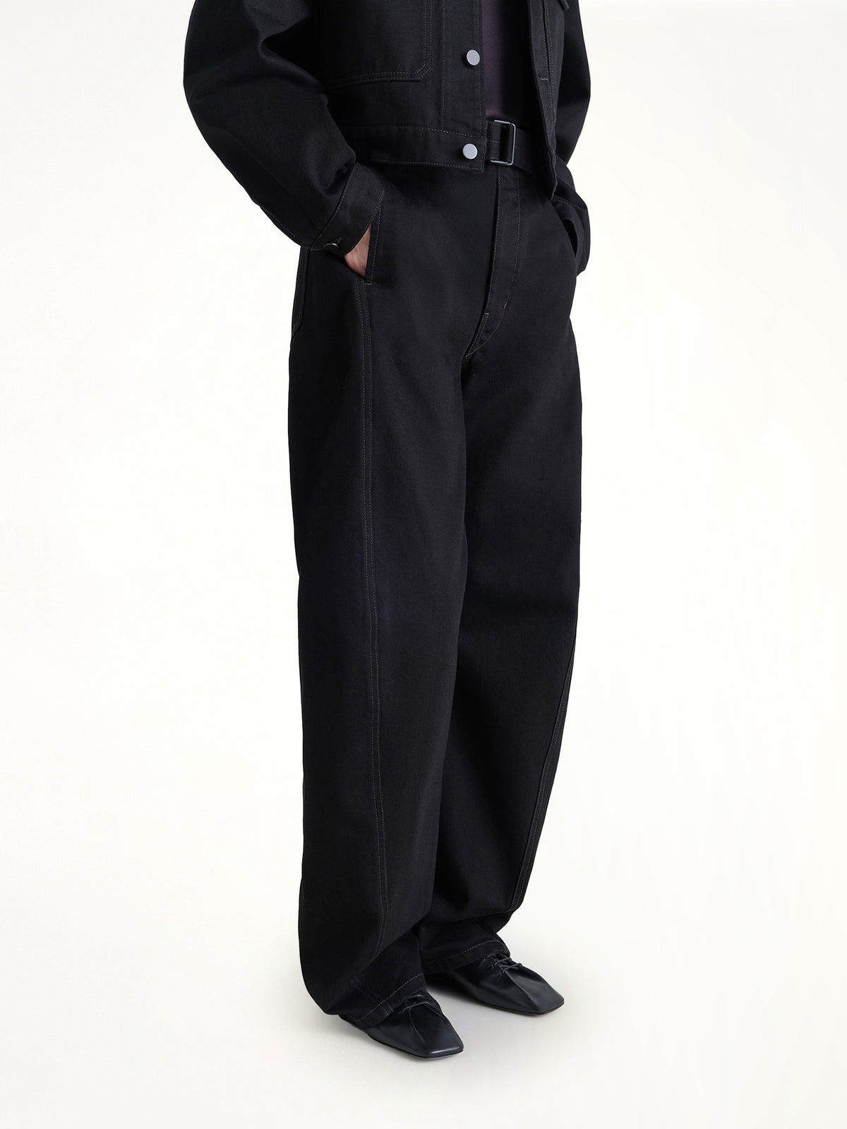 Souris Flat Classic Derbies in Black | LEMAIRE