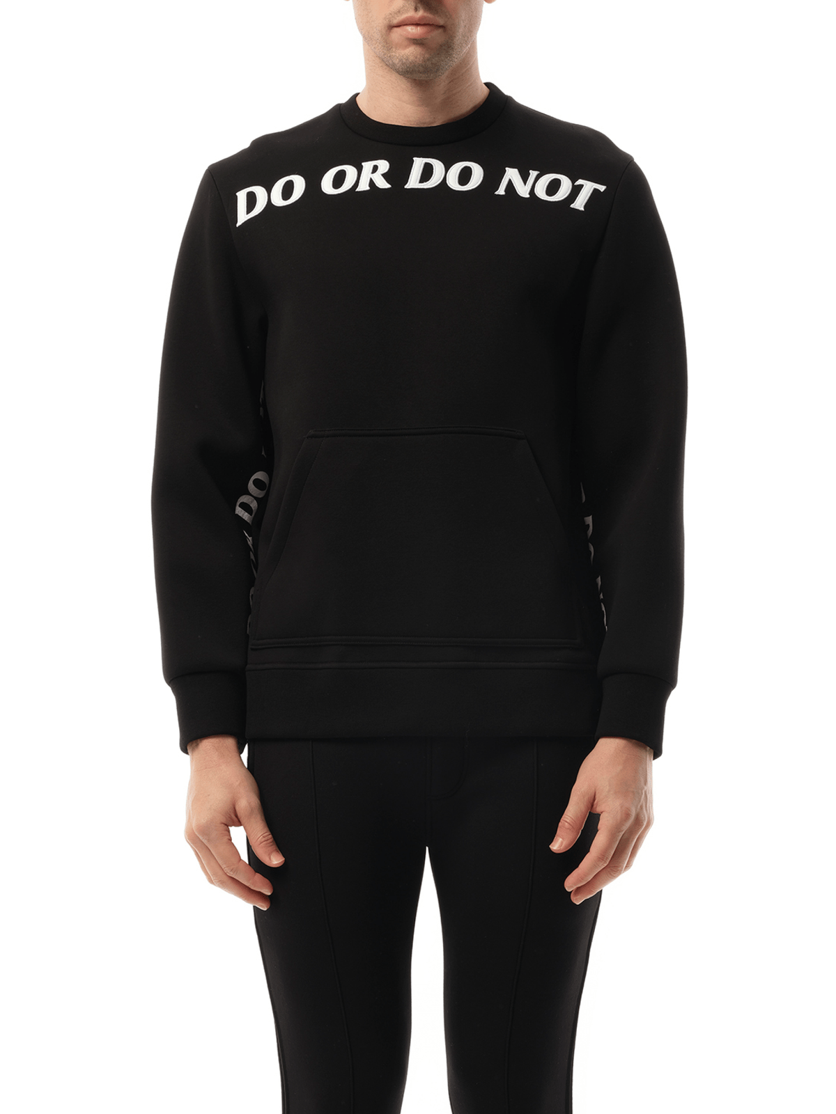Sweatshirt in Black/White