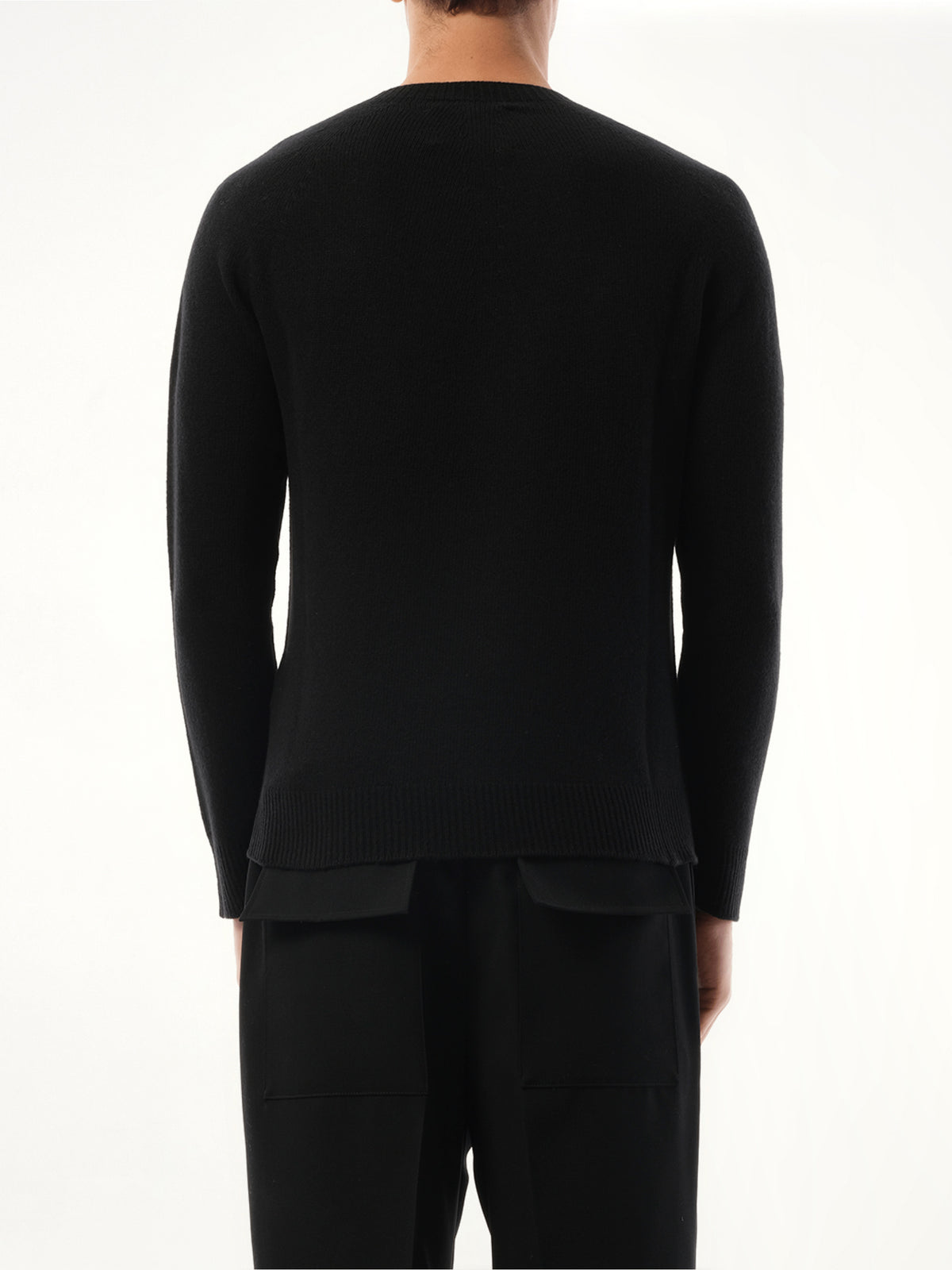 Cashmere Seamless Sweater in Black