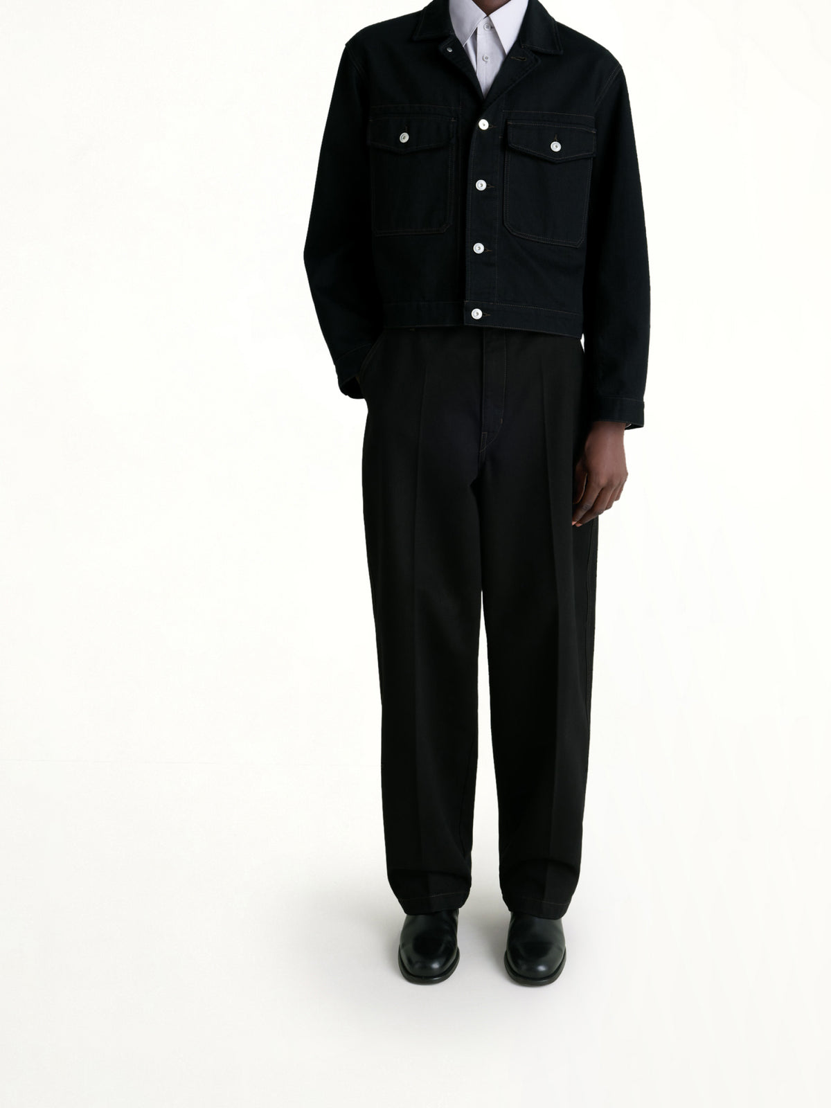 Trucker Jacket in Black