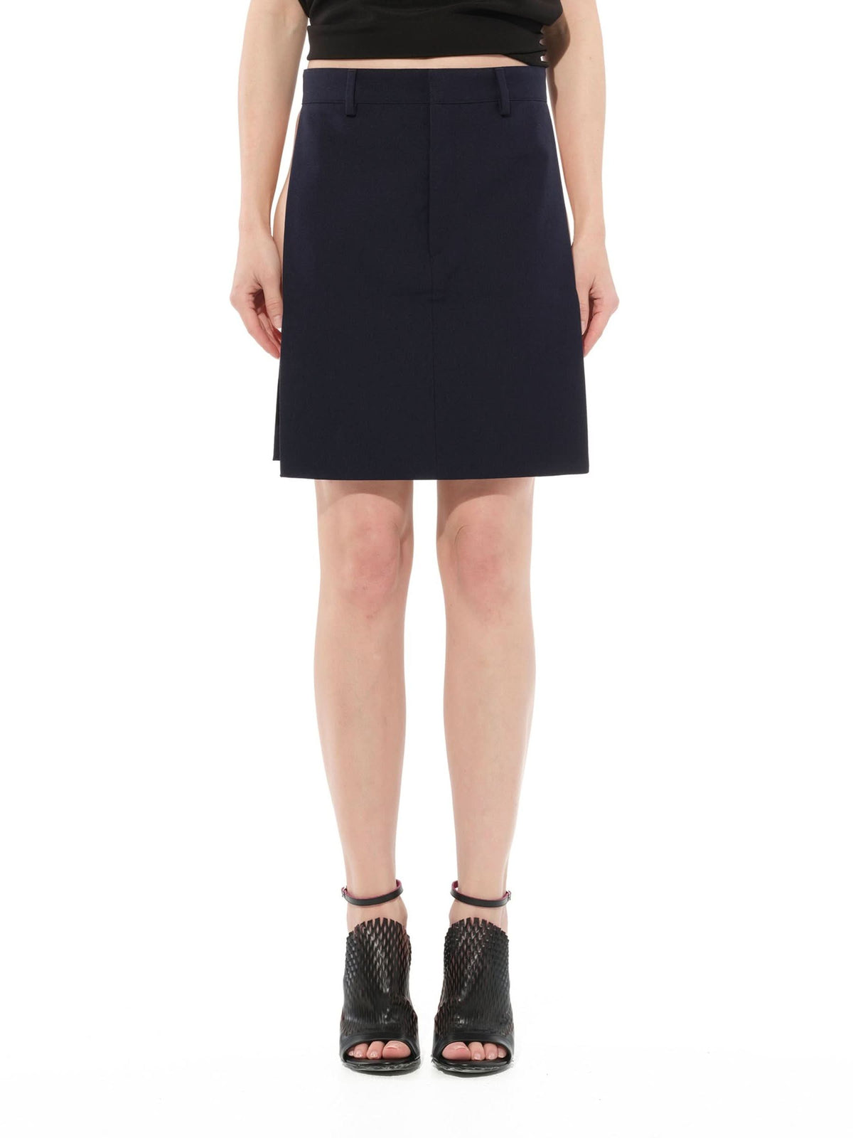 Podium Skirt in Navy