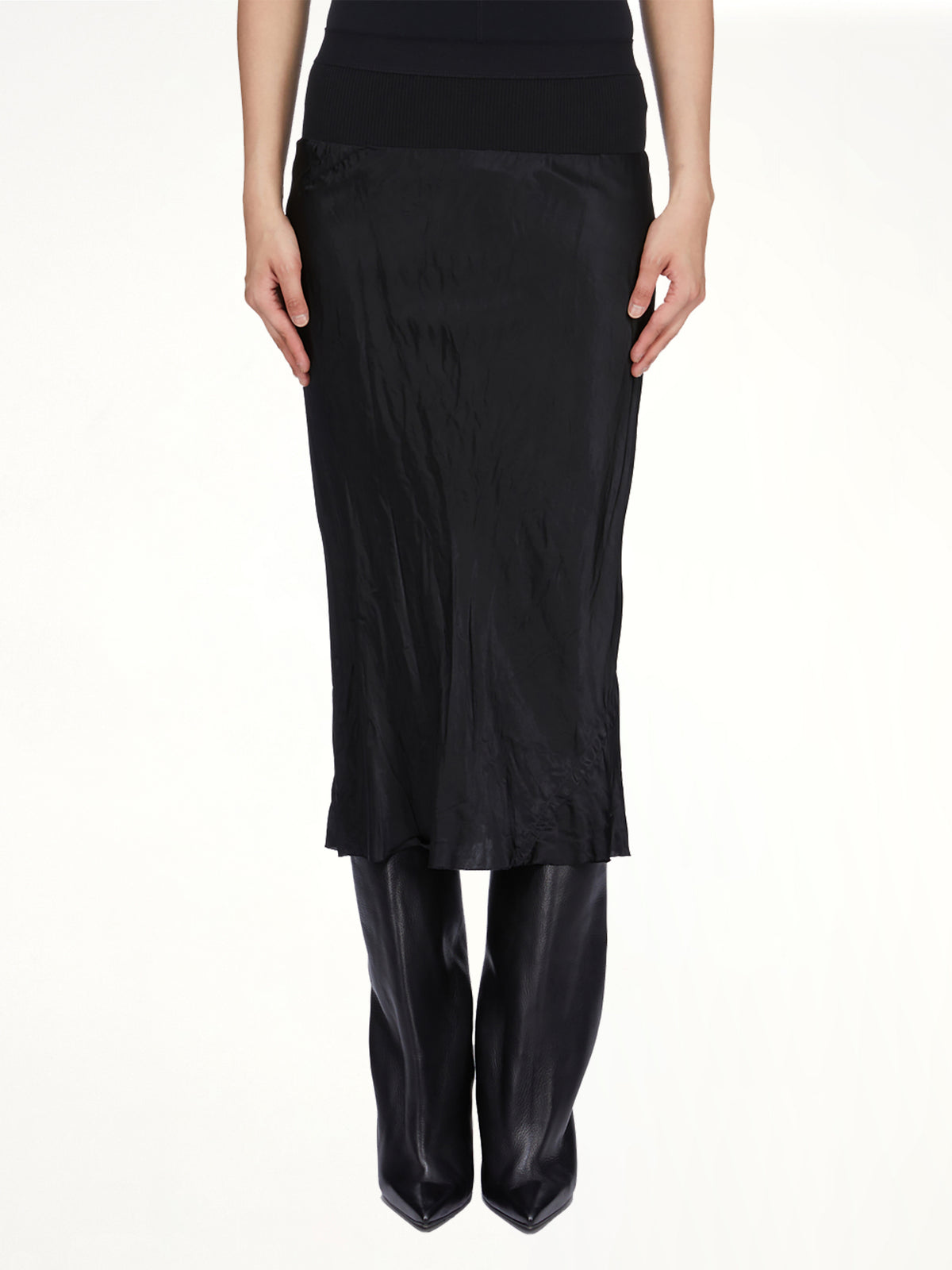 Knee Bias Skirt in Black