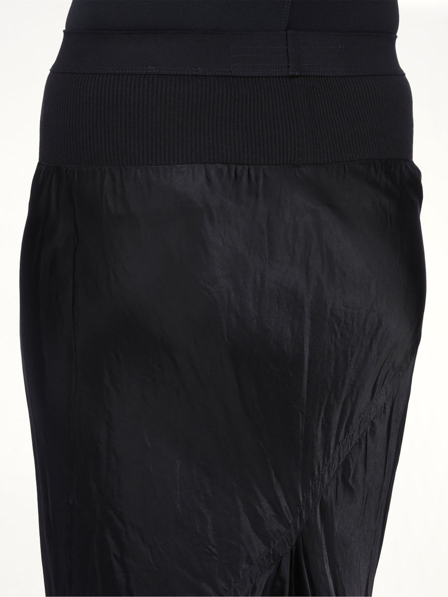 Knee Bias Skirt in Black