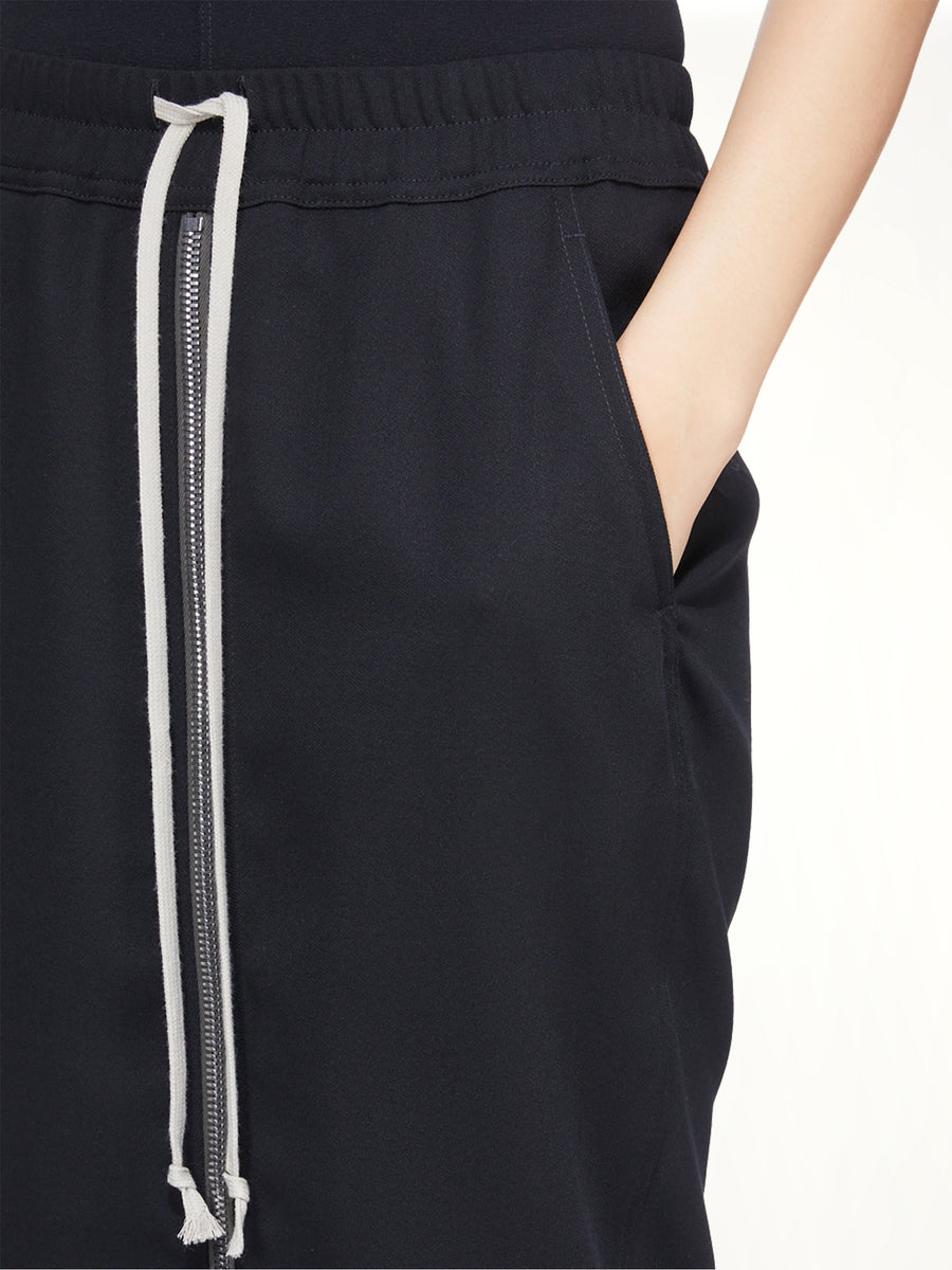 Zipped Short Pillar in Black