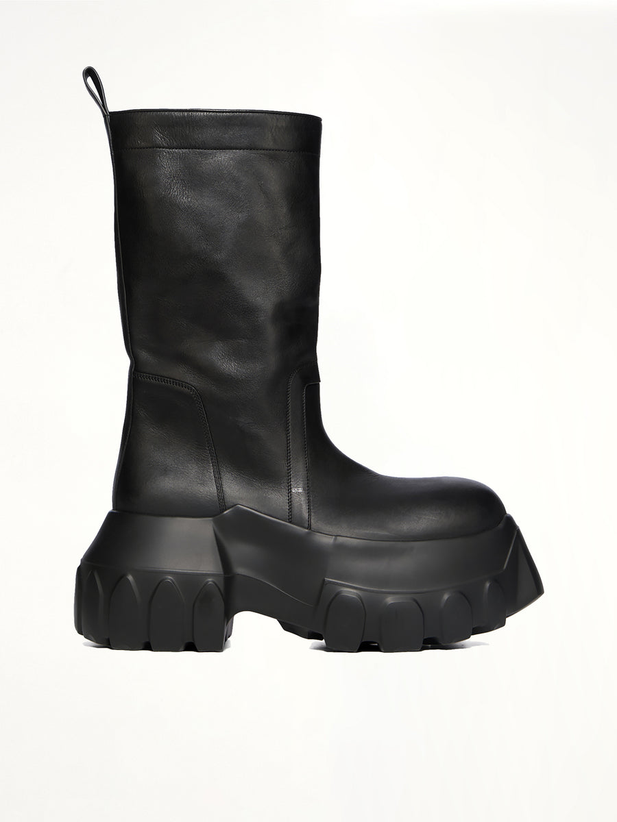 Pull On Mega Tractor in Black
