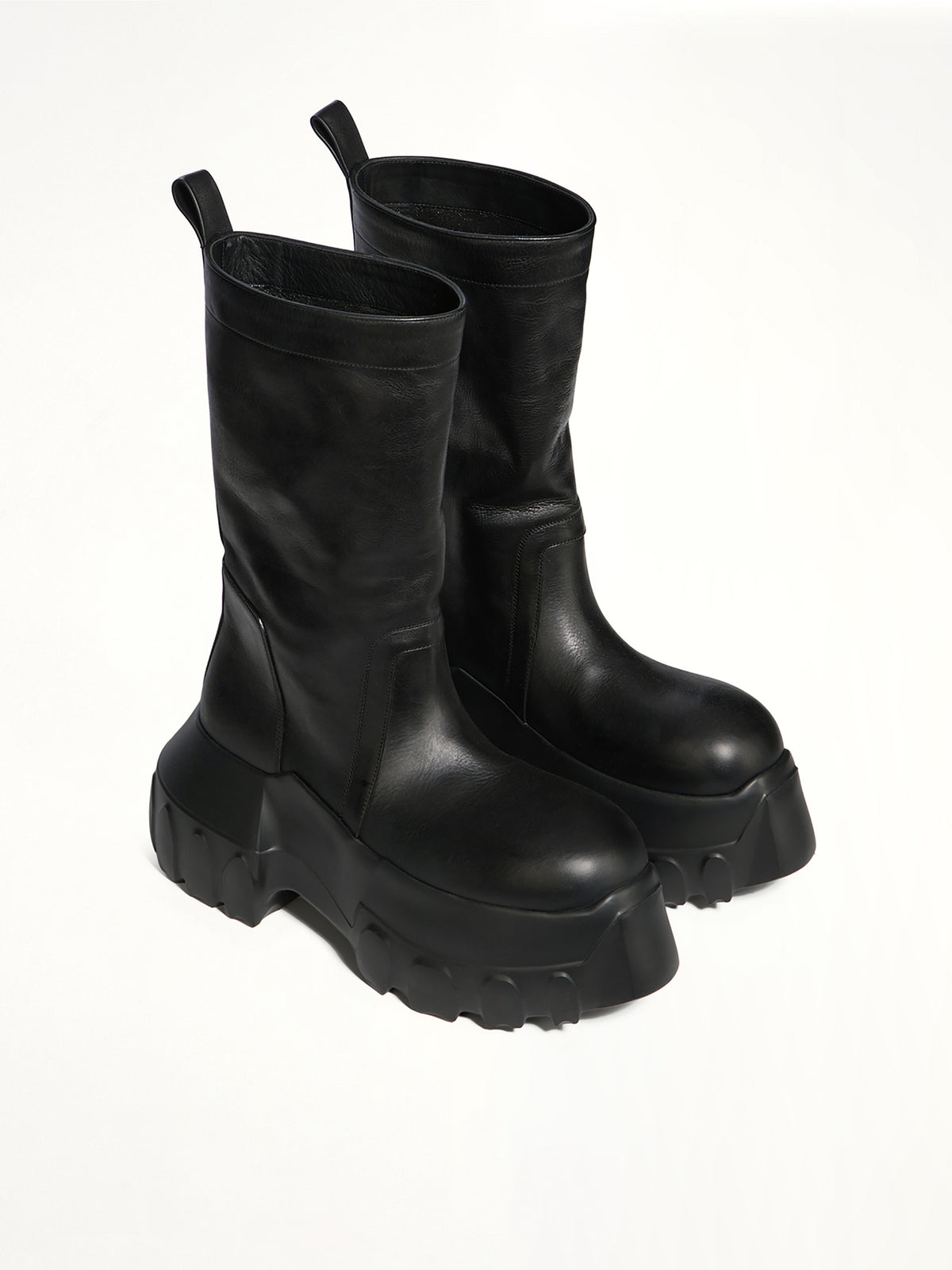 Pull On Mega Tractor in Black
