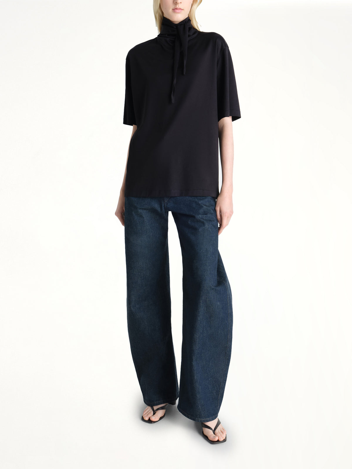 T-Shirt With Foulard in Black