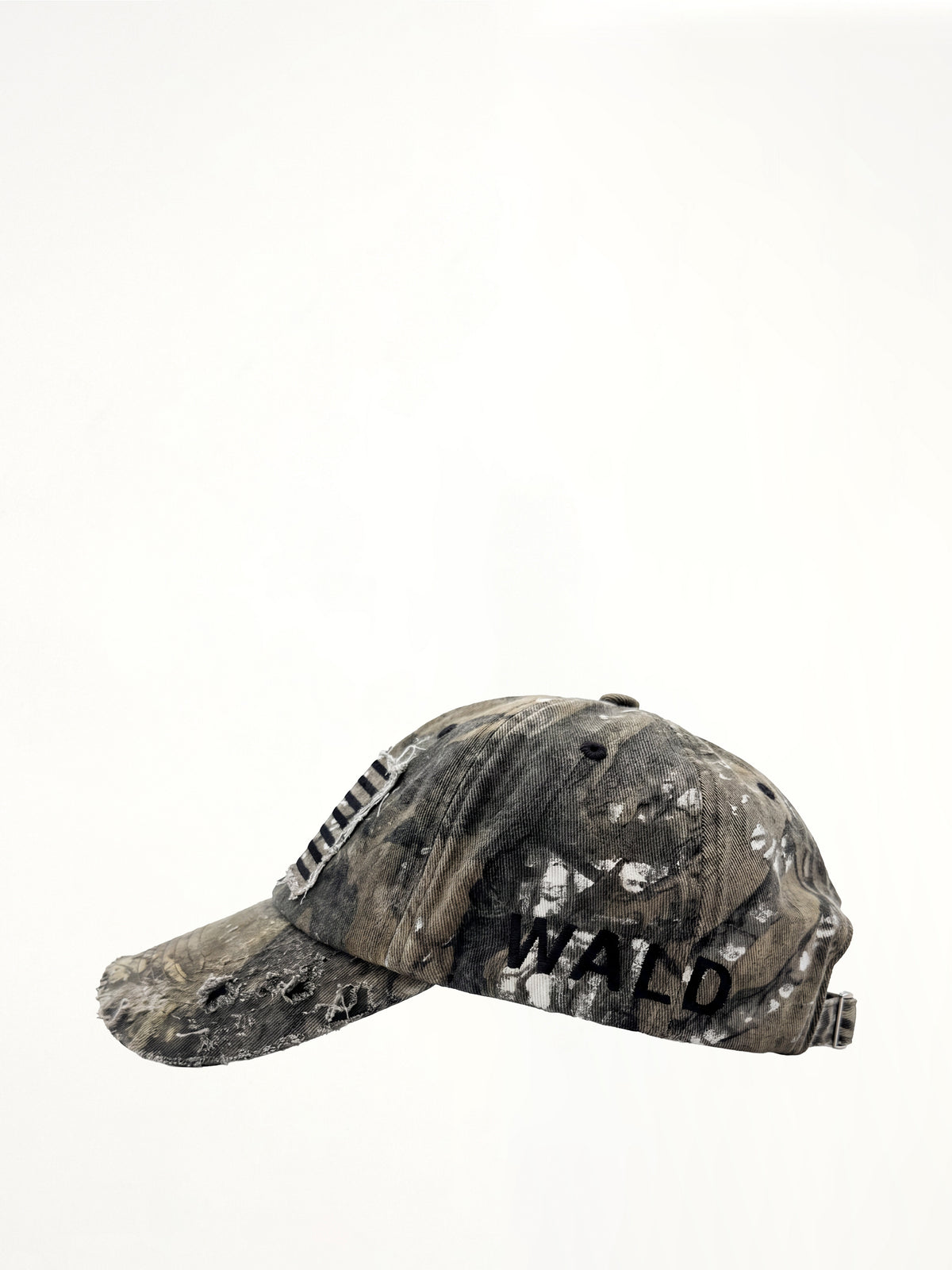 Wald Flag Camo Cap in Camo