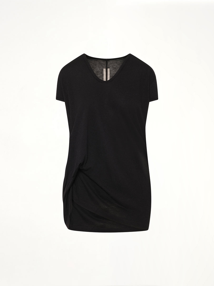 Hiked T in Black