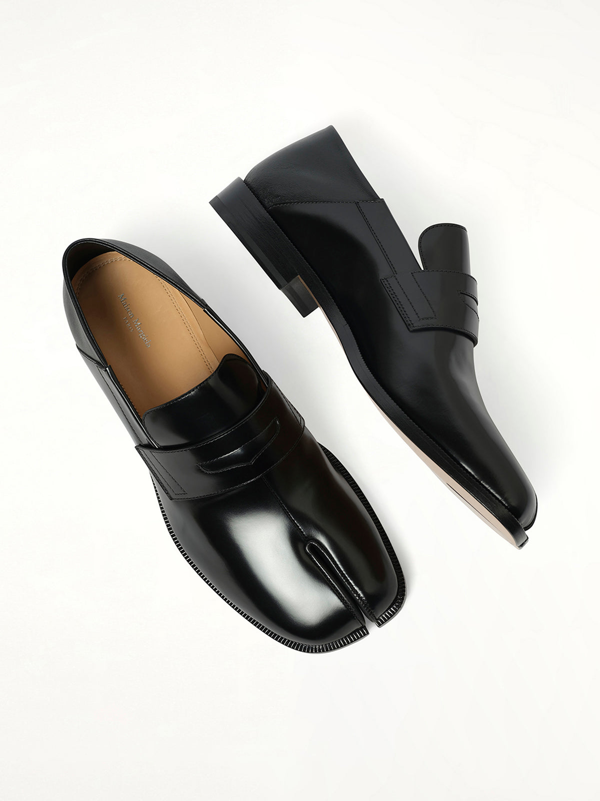Tabi Babouche Loafers in Black Top View | MAISON MARGIELA