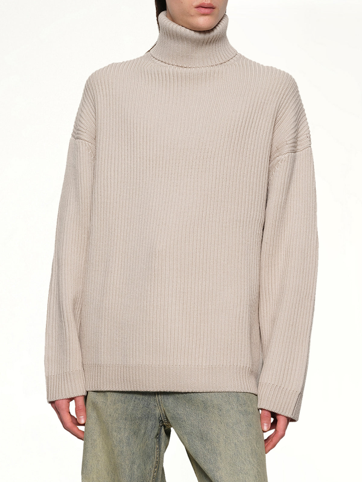 Chunky Turtleneck in Beige
