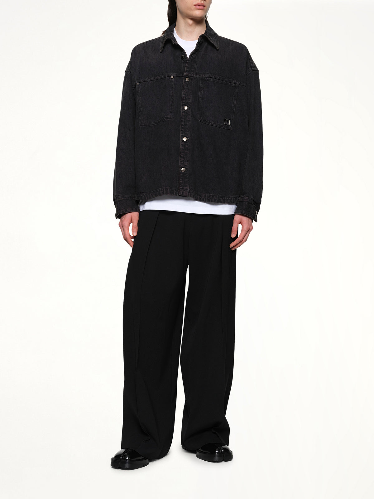 Double Pocket Denim Shirt in Black