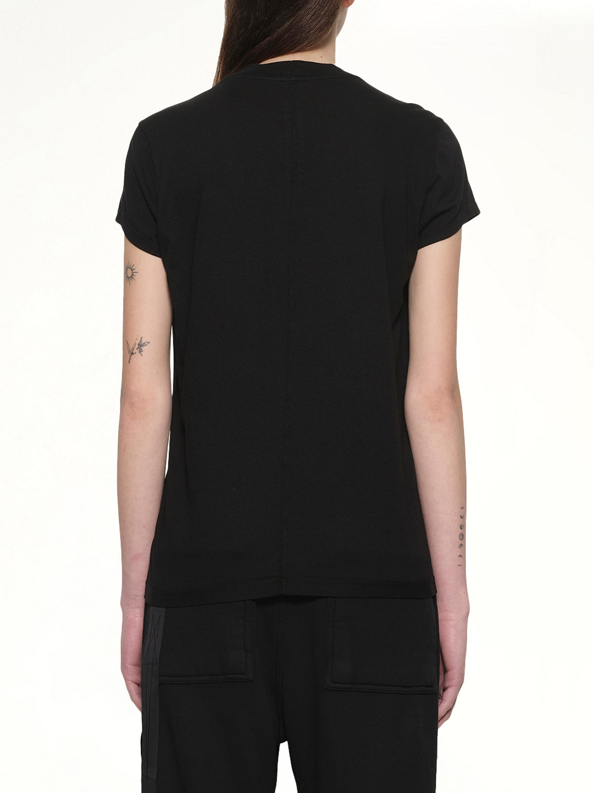 Penta Small Level T-Shirt in Black/Pearl