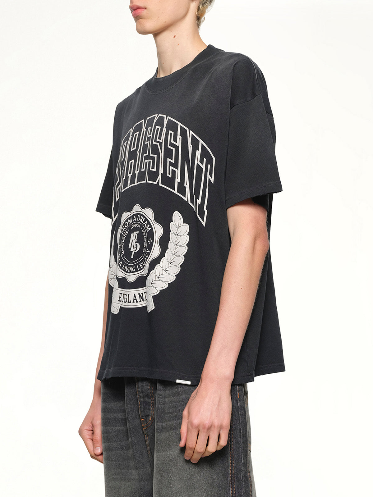 Represent Legacy Crest T-Shirt in Stained Black