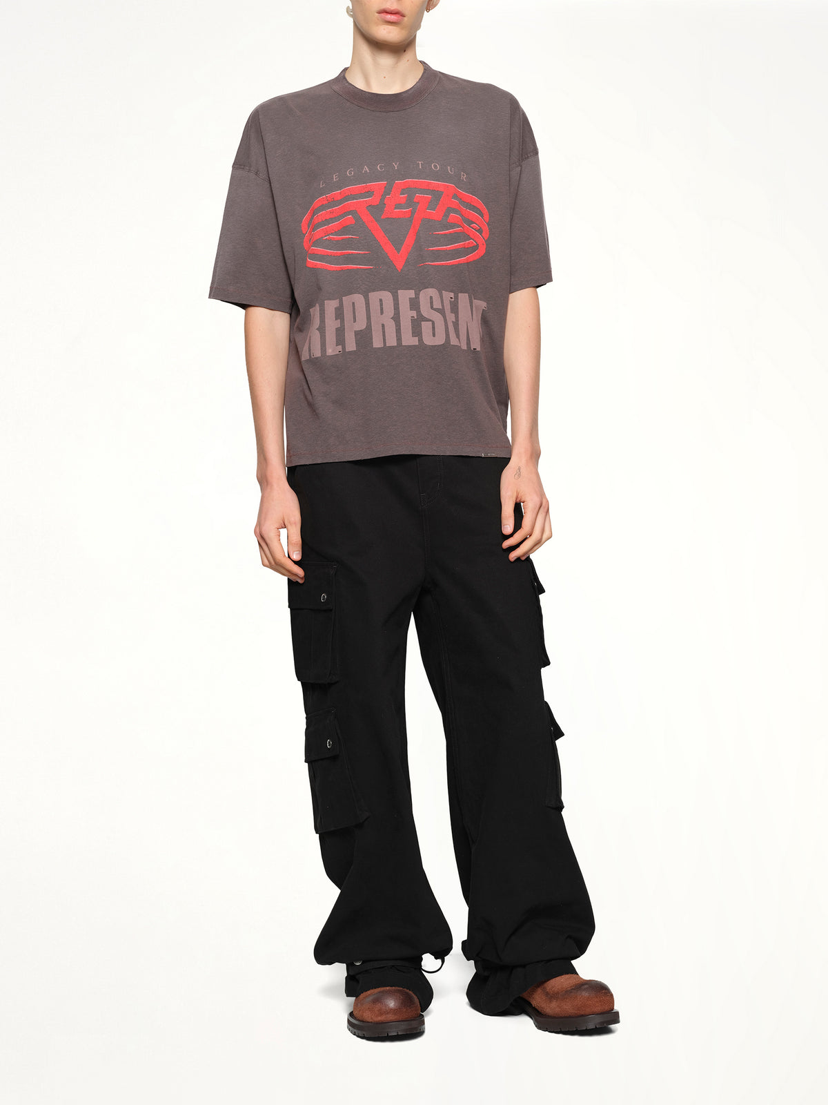 Reversible Living Legacy Falcon T-Shirt in Nero