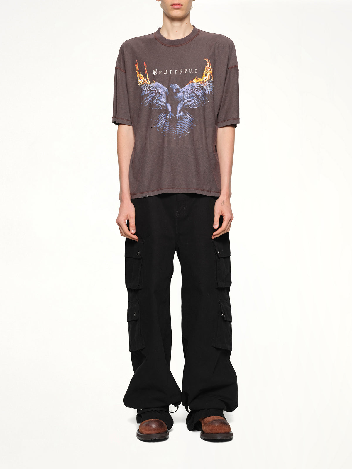 Reversible Living Legacy Falcon T-Shirt in Nero
