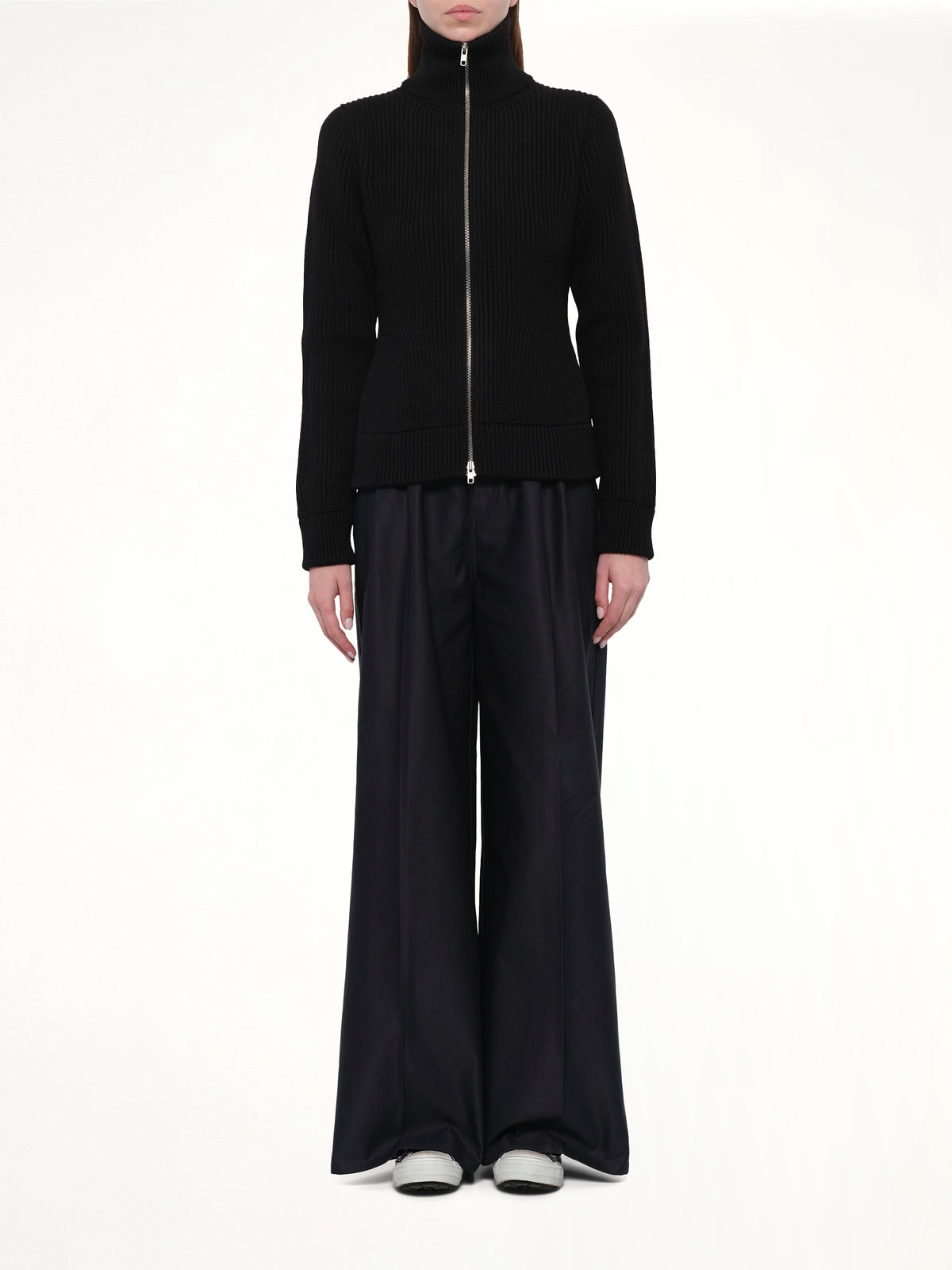 Gauge 5 Zip Cardigan in Black