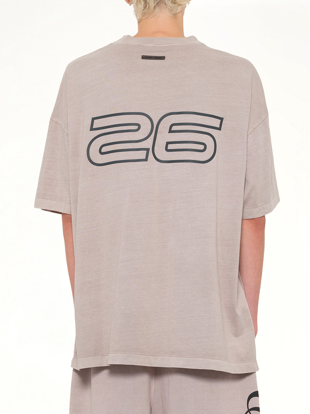 "26" T-Shirt in Smoke Grey