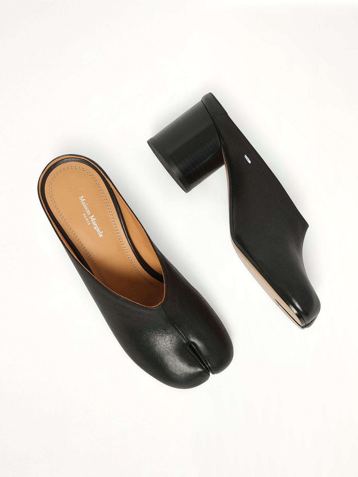 Tabi Pump Mule H60 in Black Top View | MAISON MARGIELA